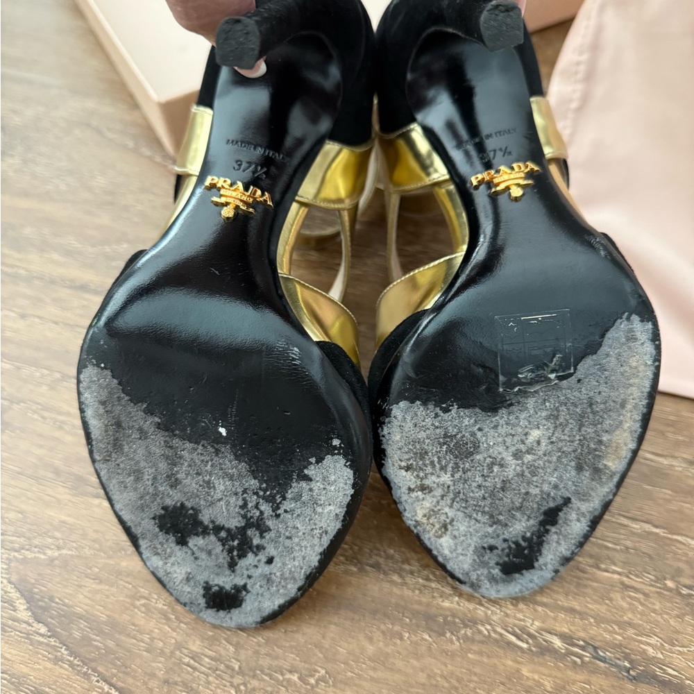 Prada Women's Black and Gold Heels - Size 37 ½ - Picture 8 of 10